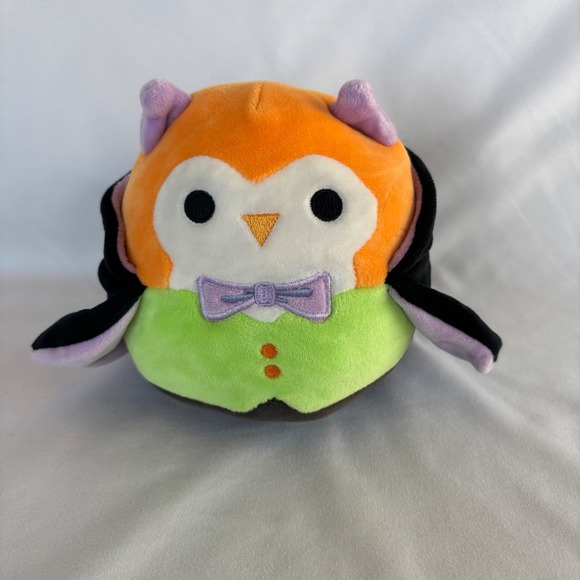Squishmallows Other - Squishmallows 5 Inch Flip-A-Mallow Holly Owl Vampire and Pumpkin Halloween Plush